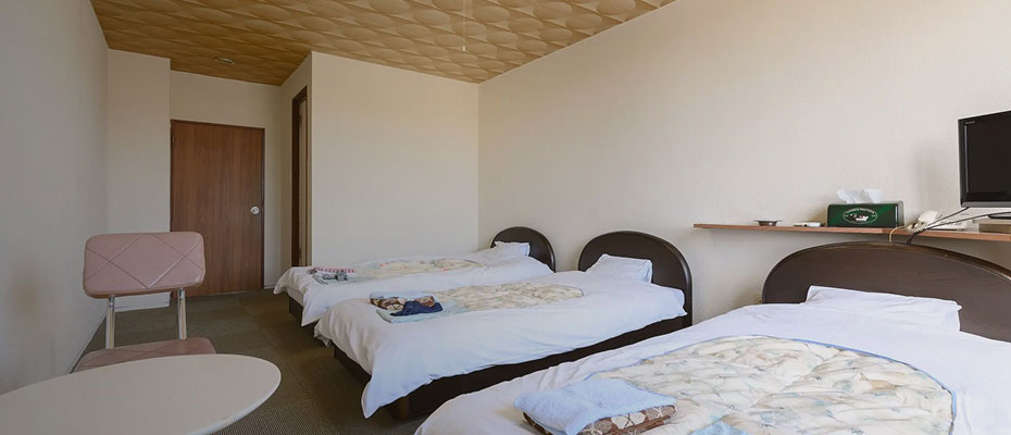 トリプルルーム